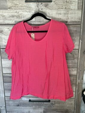 cut loose Hot Pink Scoop Neck Short Sleeve Tee